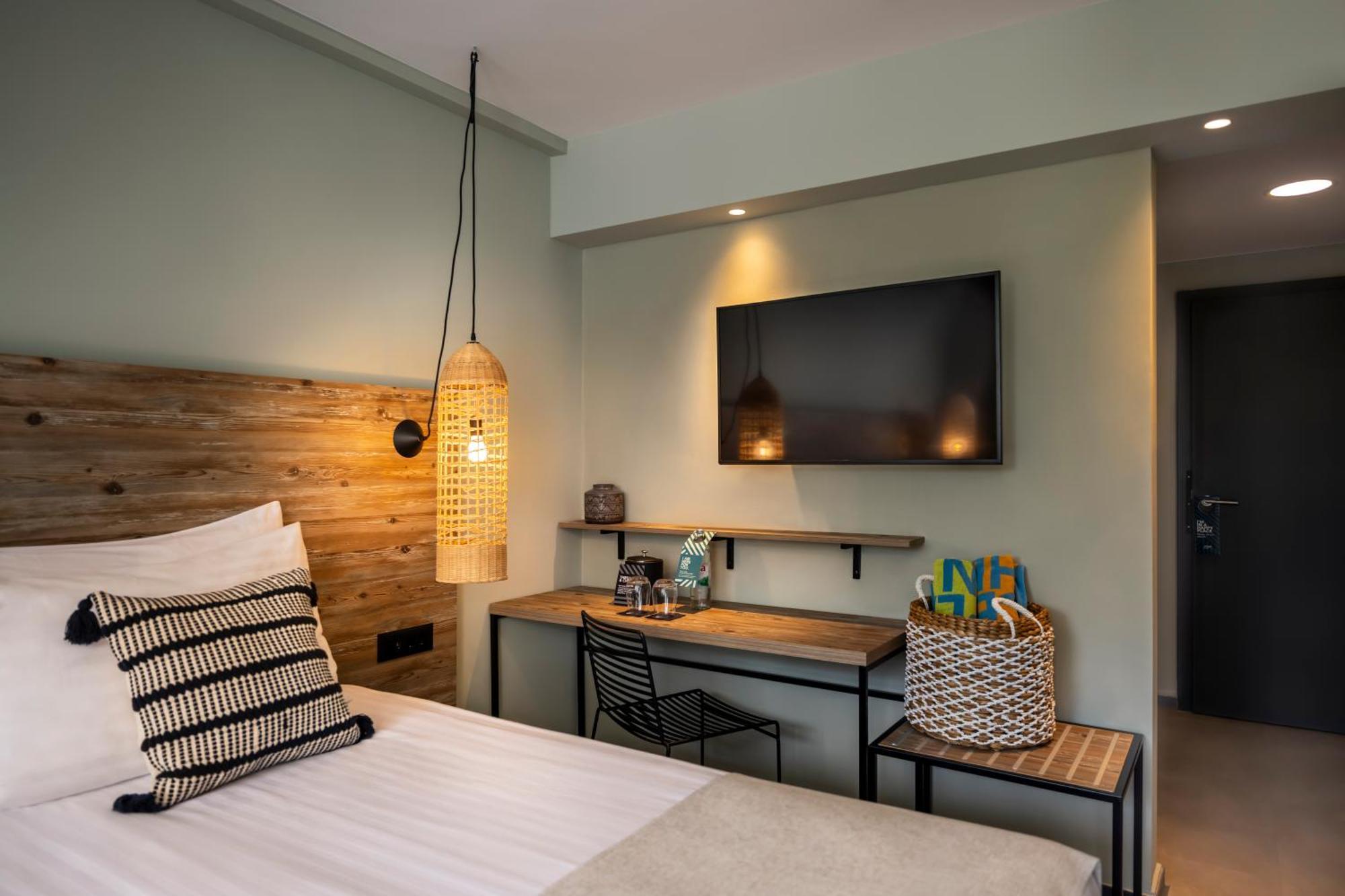 Places Hvar By Valamar Hotel 3*